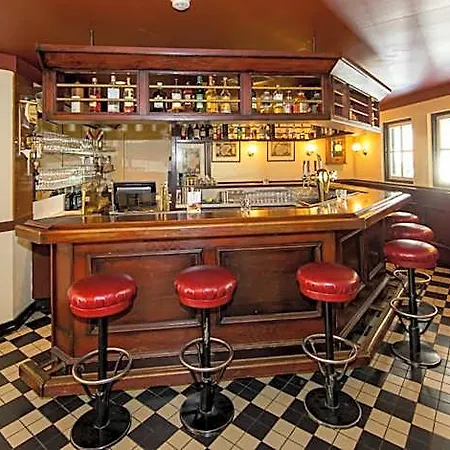 Fletcher Hotel-restaurant De Klepperman מלון Hoevelaken