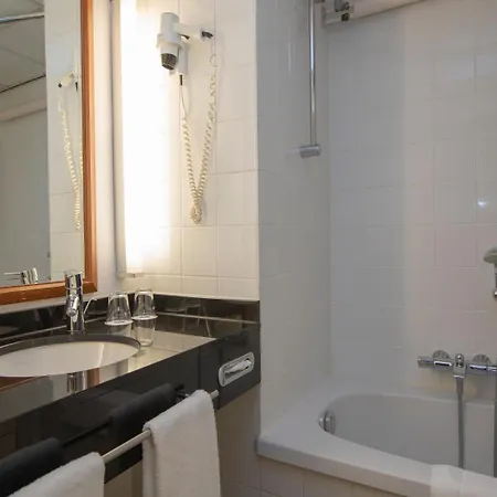 מלון Fletcher Hotel-restaurant De Klepperman Hoevelaken