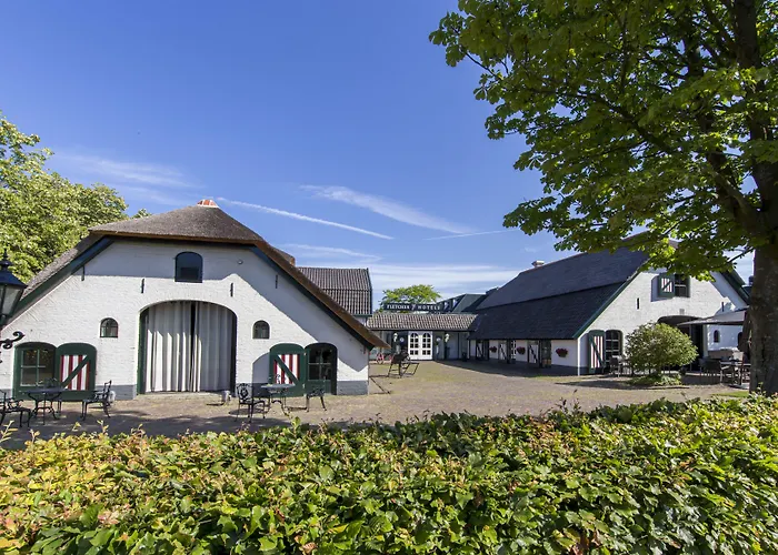 Fletcher Hotel-restaurant De Klepperman Hotel 4*