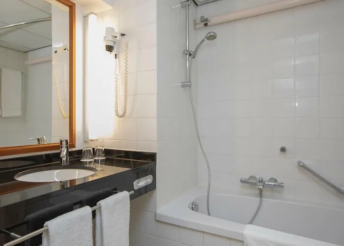 Fletcher Hotel-restaurant De Klepperman Hotel 4*